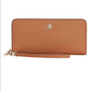 Tory Burch York Zip Passport Continental Wallet
